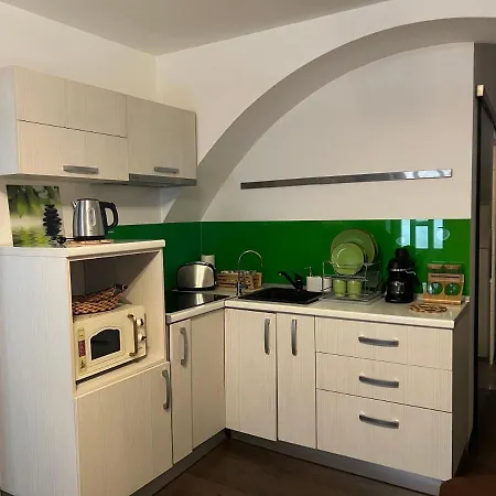 Viva House Μπρασόβ